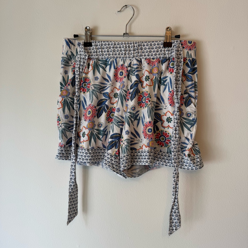Echo Sz Sm Floral Print Women's Shorts 0025 - Picture 3 of 12